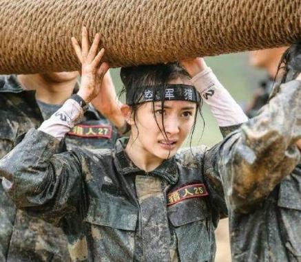 杨幂一直被黑,杨幂私下是怎样的人