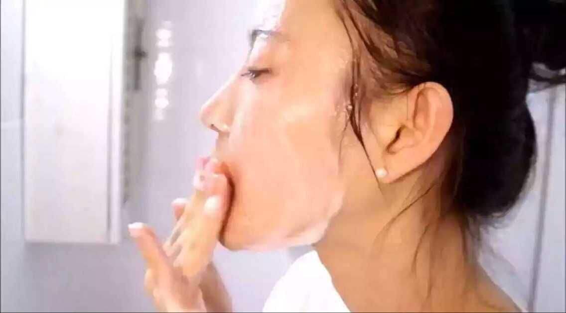 10大品牌水乳套装,水乳套装排行榜前十名秋天