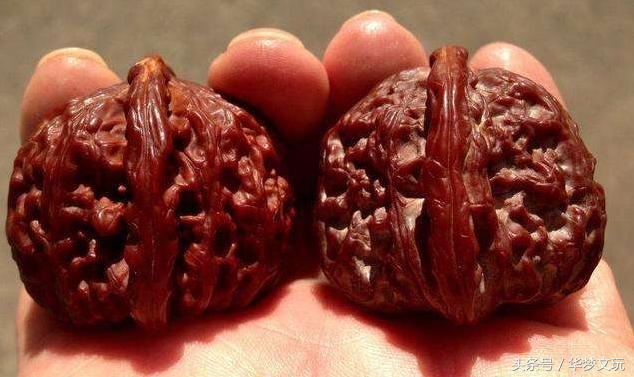 黄筋文玩核桃,文玩核桃一红一黄怎么办