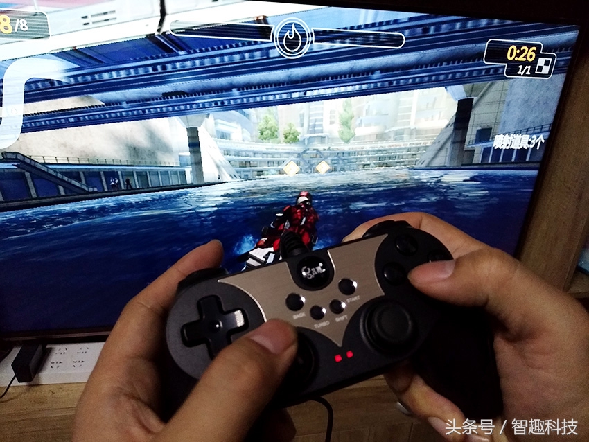 用手感受声音的振动,用手感受生活的律动