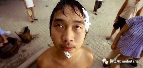 周星驰拍少林足球时的难处,周星驰凭借少林足球拿影帝现场