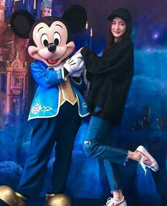 最近火爆了网红鞋,热度高的鞋