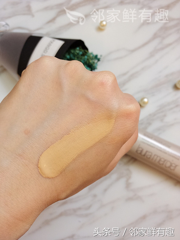 女神的秘密*器武**,神级粉饼Laura Mercier唤颜凝露