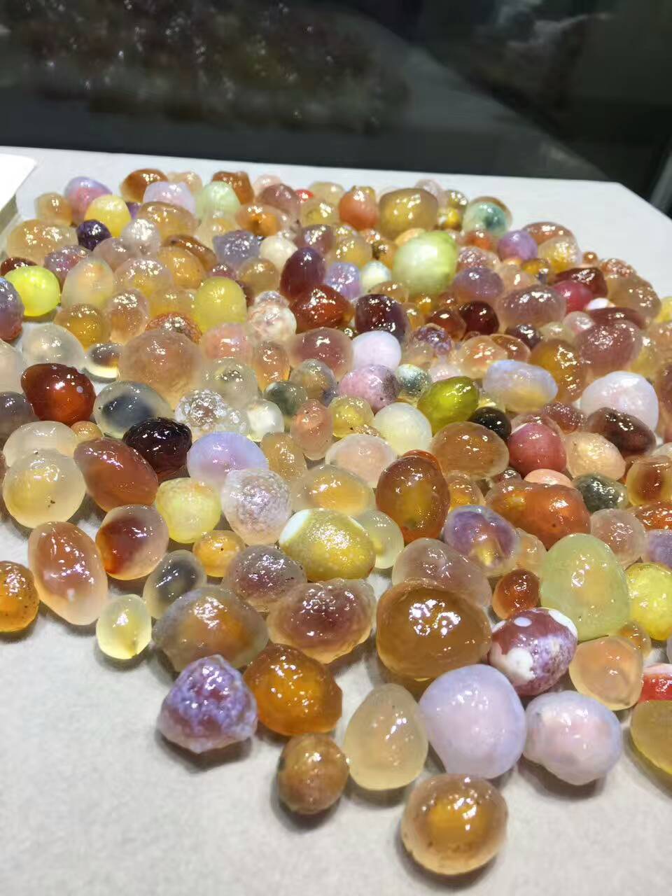 玛瑙原石的鉴别方法,玛瑙原石介绍及其鉴定方法