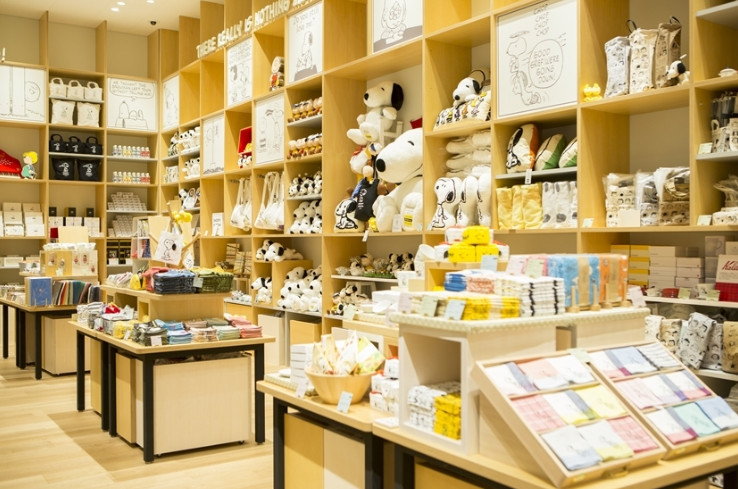 史努比永远是最爱的小狗,史努比是只什么样的小狗