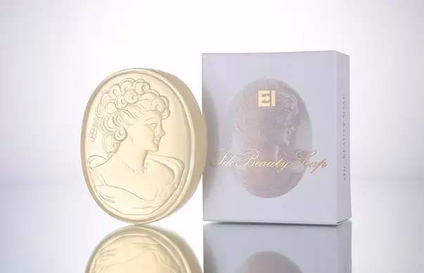 日本女生如何保养皮肤 (为什么日本女生皮肤都特别好)