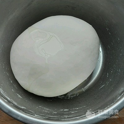 胶东白菜肉大包子#春天不减肥,夏天肉堆堆#