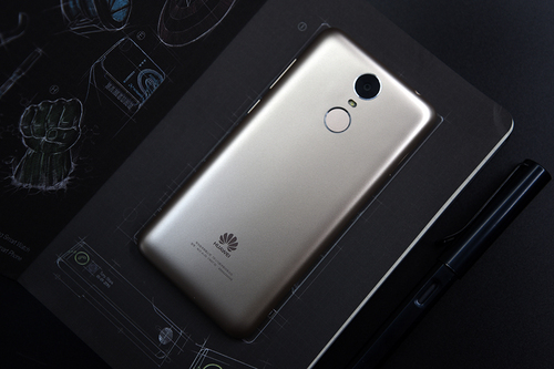 鍗庝负鐣呬韩6s娴嬭瘎,鍗庝负鐣呬韩6璇勬祴