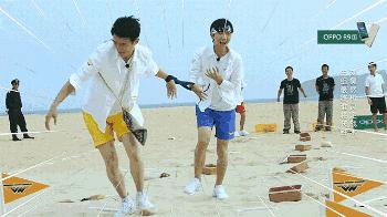 天了噜！王俊凯怕虫子，张艺兴有尖嘴恐惧症？男星“软肋”也很多