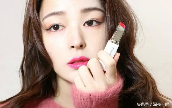 口红你这粘人的小妖精，深感大家对口红真是爱的深沉啊