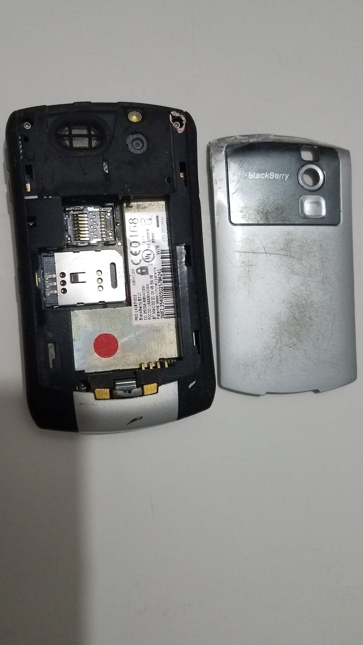 情怀充值！80块买的黑莓8310做备用机体验