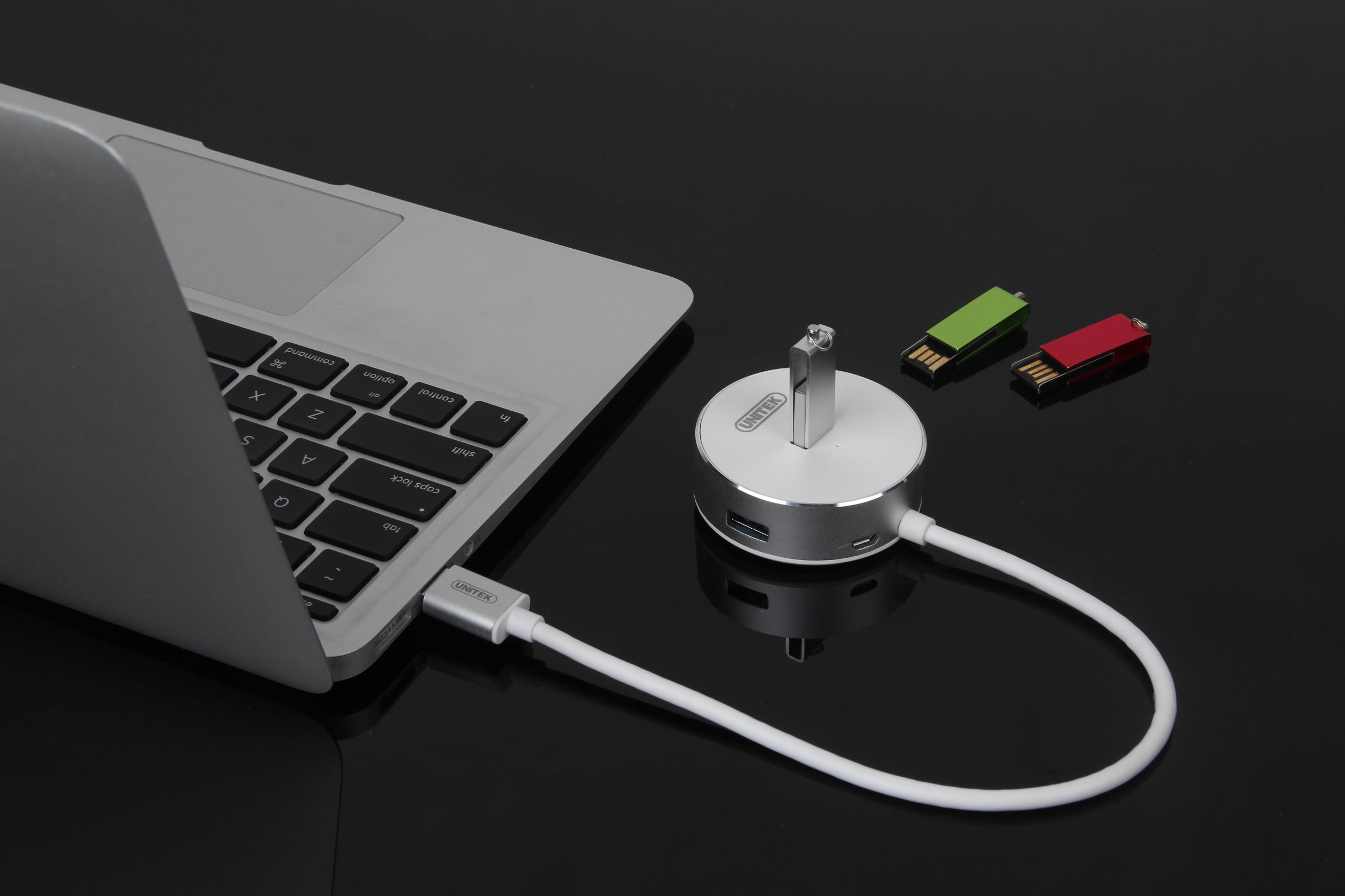 电脑sata接口不够用,电脑硬盘接口不够用怎么办