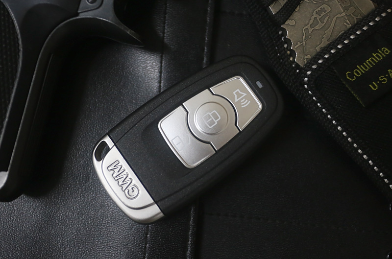 2017款哈弗h6红标2.0t智尚版评测,哈弗h62017款红标1.5t精英型油耗