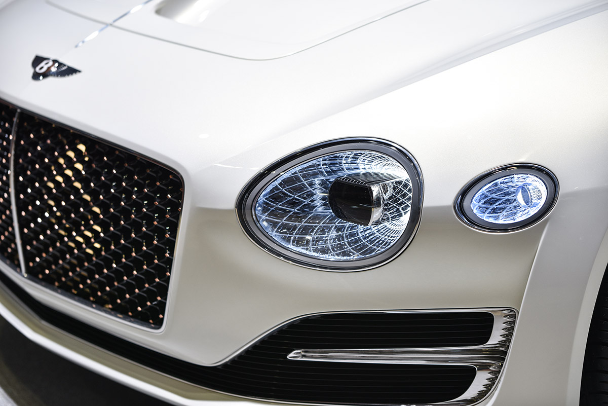 腾龙70-200镜头a025停产了吗,腾龙70-210内变焦镜头