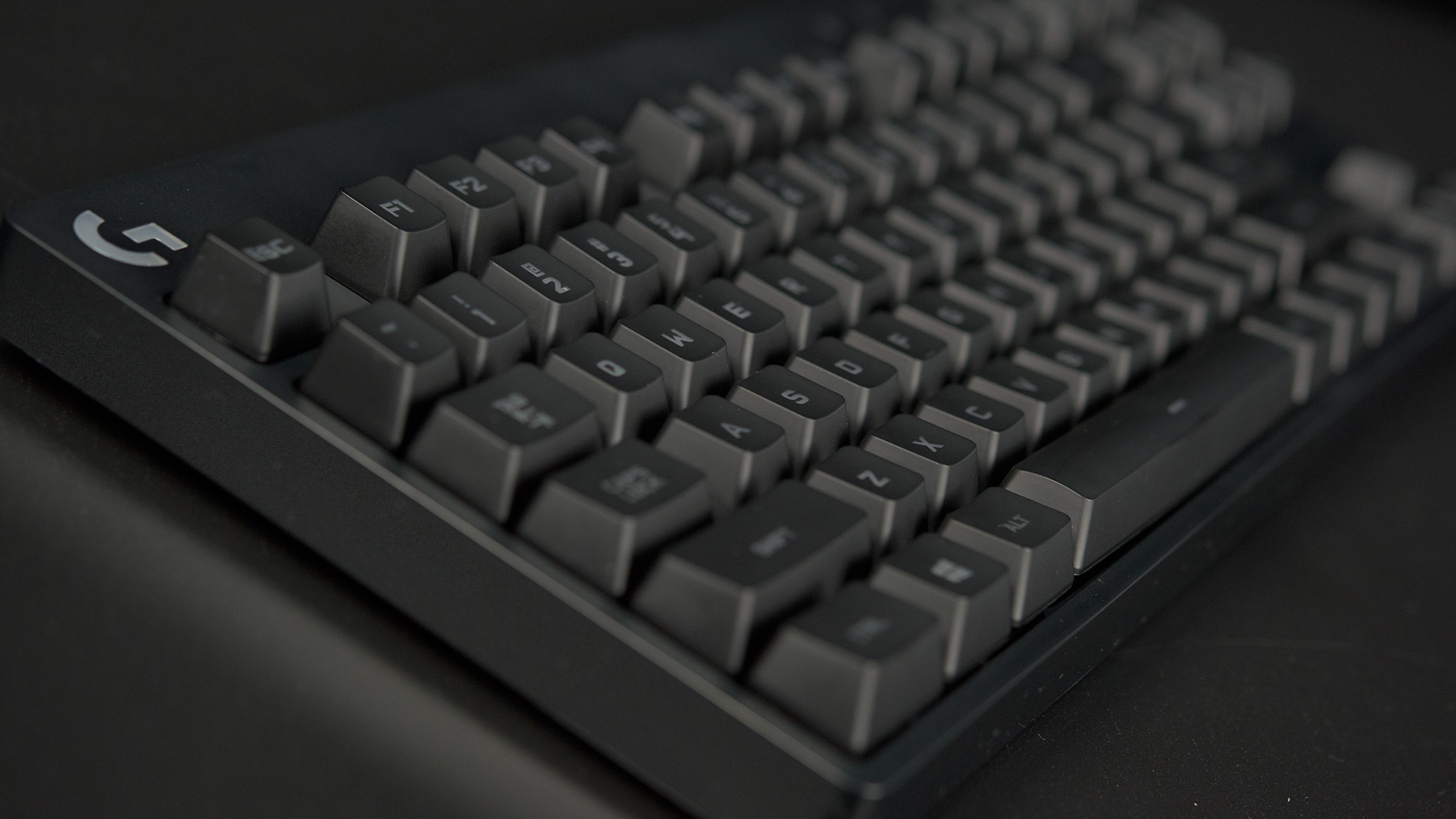 罗技无线键鼠电竞套装推荐,罗技键盘pro评测