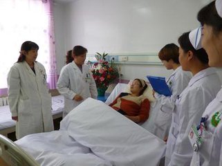 剖腹产八斤男孩症状,8斤多的宝宝剖腹产