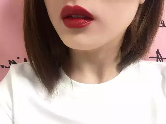 到底该怎么涂口红,到底要怎样涂口红