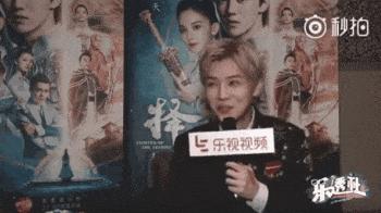 鹿晗钢铁直男的样子,别再说鹿晗是帅哥了