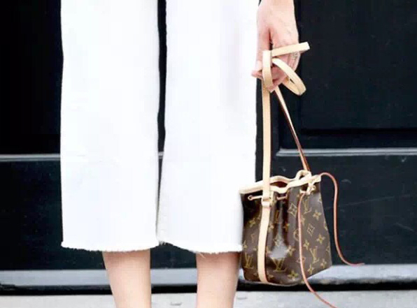 lv白色毛茸茸老花,lv岁月经典老花