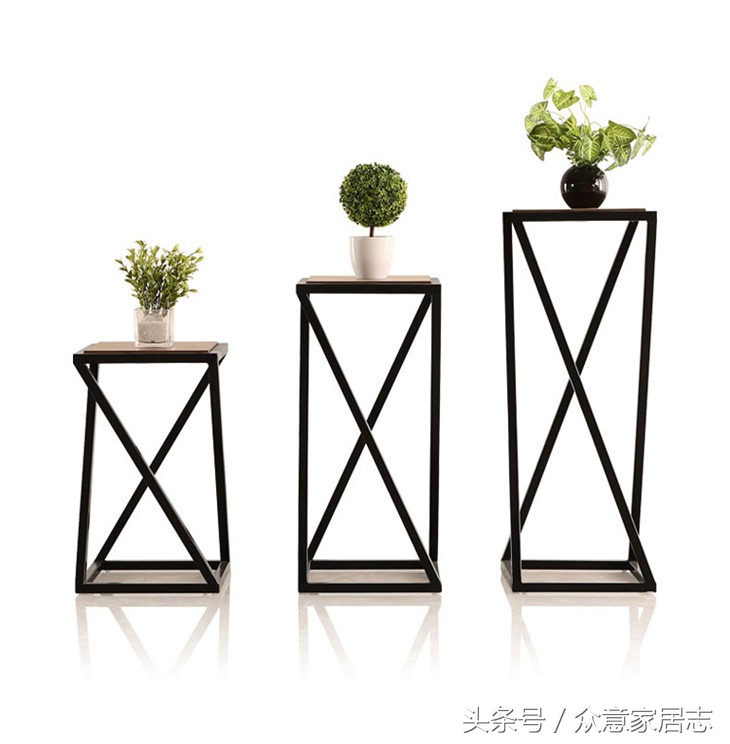 有了这个花架阳台也能变成小花园,阳台小怎么设计花架