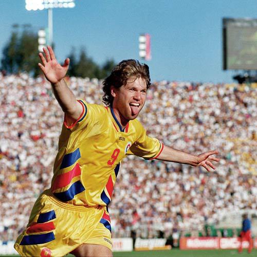 巴萨欧冠出局力拼联赛,巴萨弃将5场5球