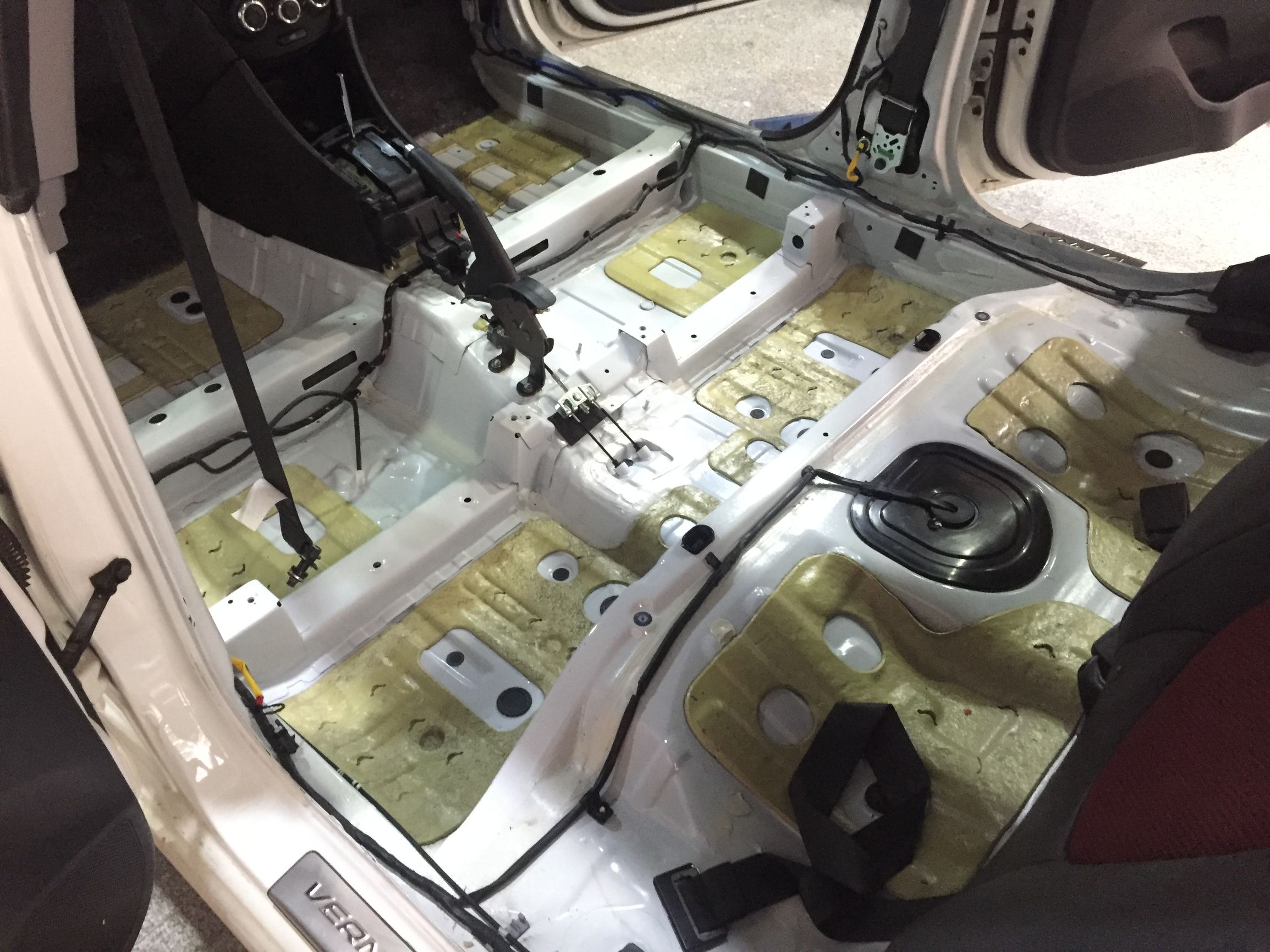 现代瑞奕车噪音大怎么回事,现代瑞奕质量怎么样