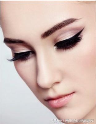 韩系猫眼妆怎么化妆,烟熏猫眼妆怎么化妆