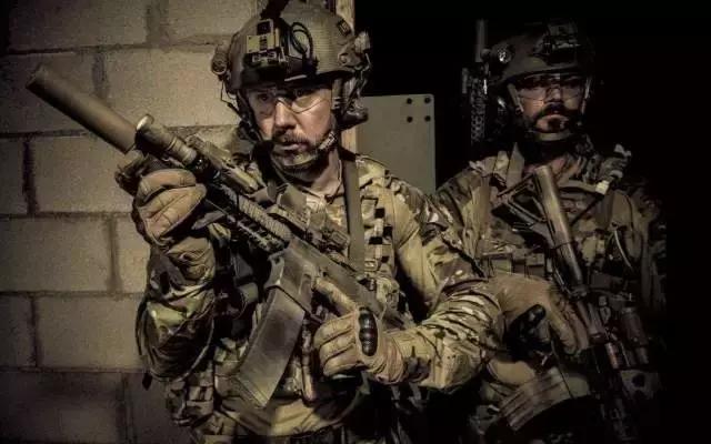 明星同款见多了，你见过“海豹突击队同款”吗？