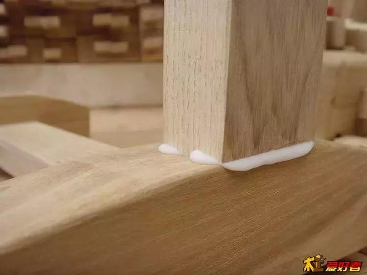 坐着轮椅入了坑——《轮椅上的木匠》