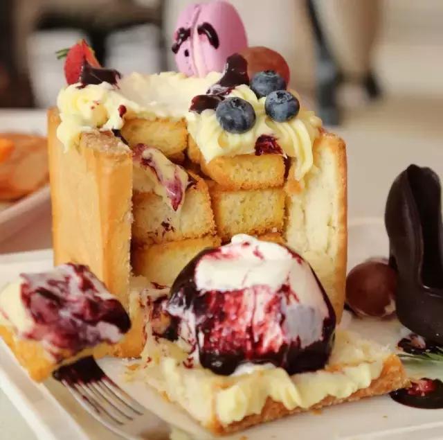 只吃一口蛋糕,只吃了一口的蛋糕