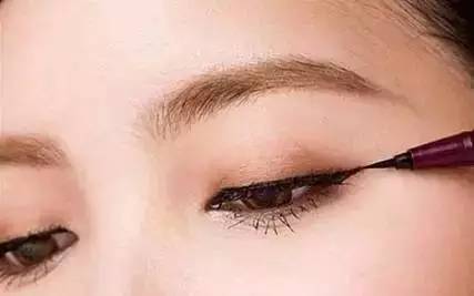 适合晚宴化妆的妆容,晚宴眼妆怎么化妆