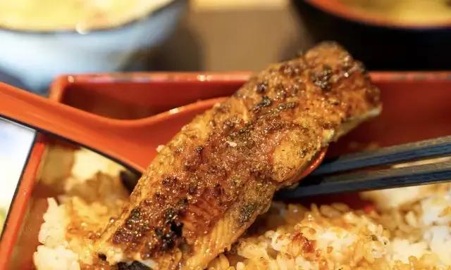 美食丨深圳吃鳗鱼的首选之地！