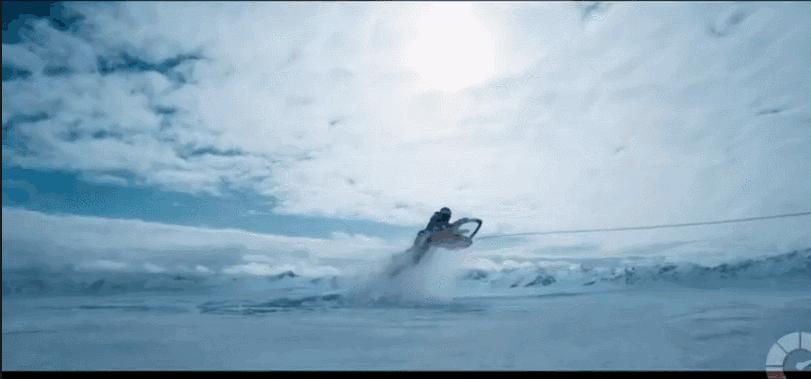 这不是特效，《速8》毁掉了400辆车包括三辆*博兰**基尼