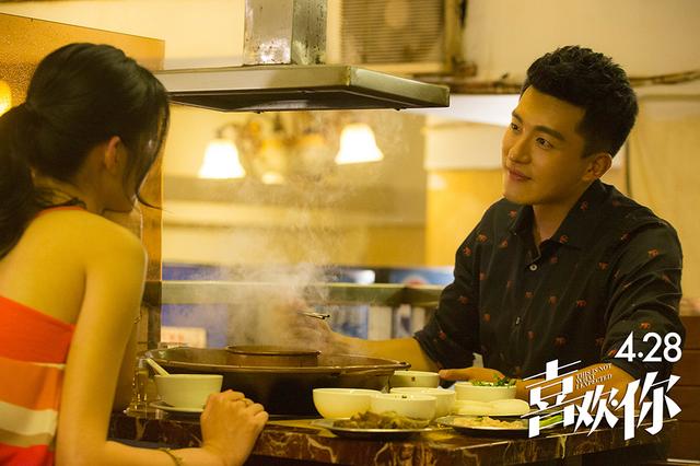 六分钟看完喜欢你周冬雨金城武,周冬雨金城武精彩片段