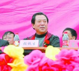 白卷英雄张铁生视频,张铁生从白卷英雄到亿万富翁