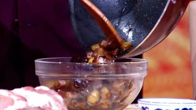 中日医院贾海忠教授(中西医结合心脏内科)2月13日做客《养生堂》为您讲授:《金猴献瑞送健康赵忠祥的穷养之道》