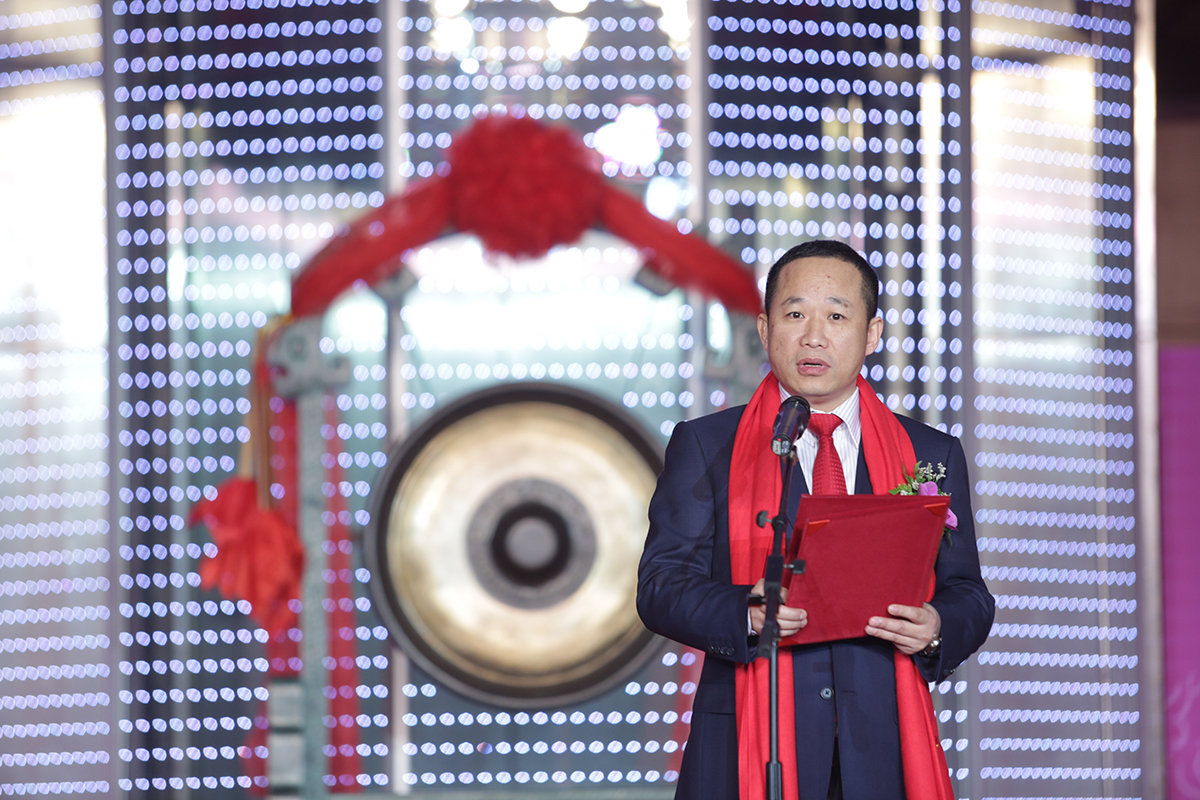 澶т赴瀹炰笟杞瀷婕旇壓,澶т赴瀹炰笟涓氱哗