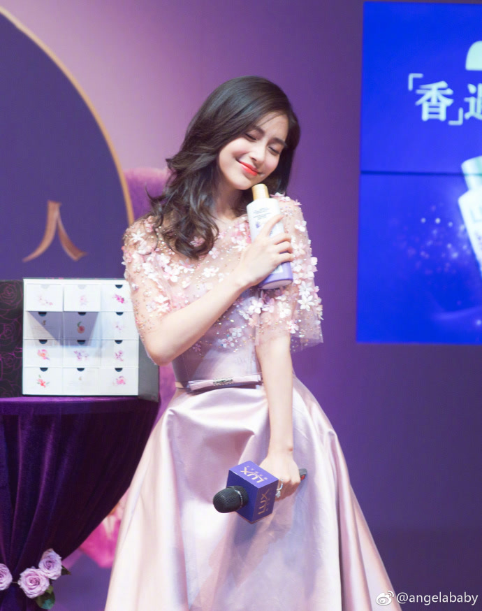 angelababy奔跑吧第六季穿搭,angelababy回归奔跑吧礼服