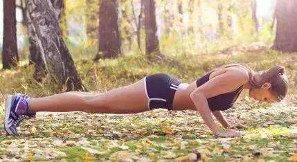 判断腰椎病最简单的方法,一招教你根治腰椎病