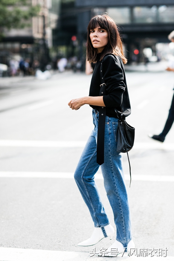 上世纪90年代的经典——脚蹬裤!今季又流行了,你敢穿吗?