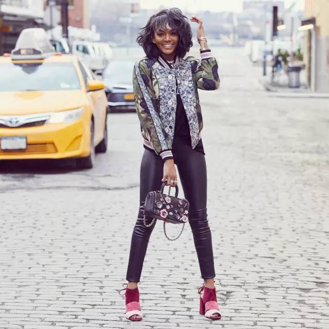 coach蔻驰春日新品,coach蔻驰明星直播