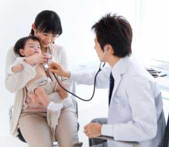 带娃看病的心酸和无奈甚至崩溃,带小孩看病要怎么有效和医生交流