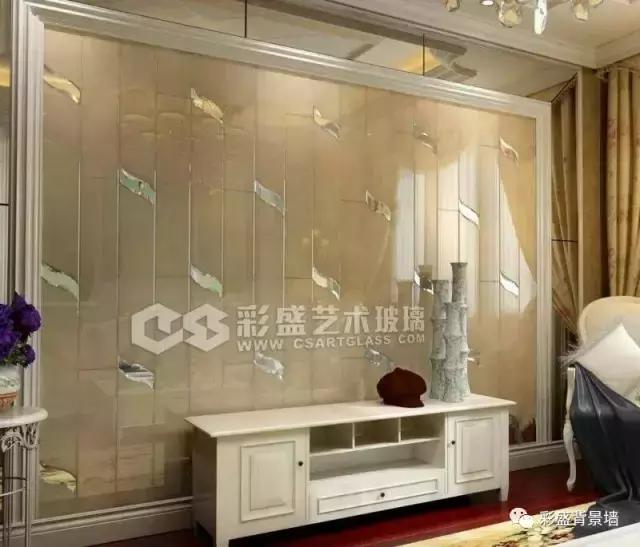 窗户纸镀膜玻璃的优缺点,镀膜玻璃与普通玻璃哪个在室外