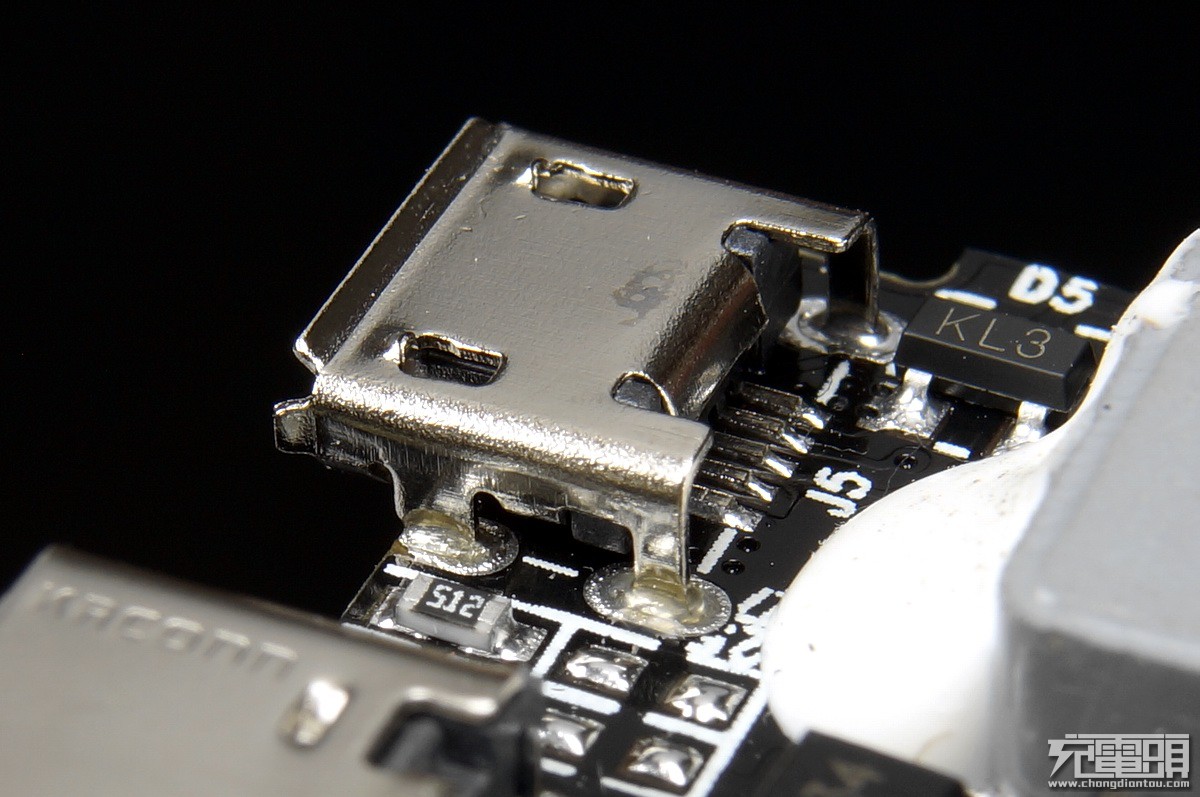 台电20000毫安快充充电宝测评,台电大屏数显18w双向快充充电宝