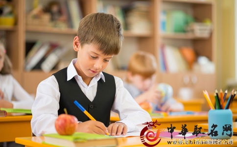 博学的男孩名,博学男宝宝名字推荐