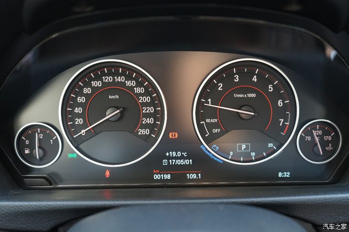 2017款宝马320lim运动试驾,19款宝马320lim运动曜夜版