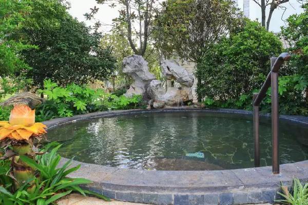 滇池度假区华邑酒店,昆明南亚之门华邑酒店