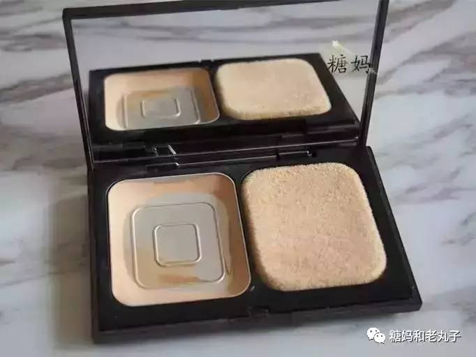 夏天用什么粉饼不脱妆,轻薄补妆粉饼推荐