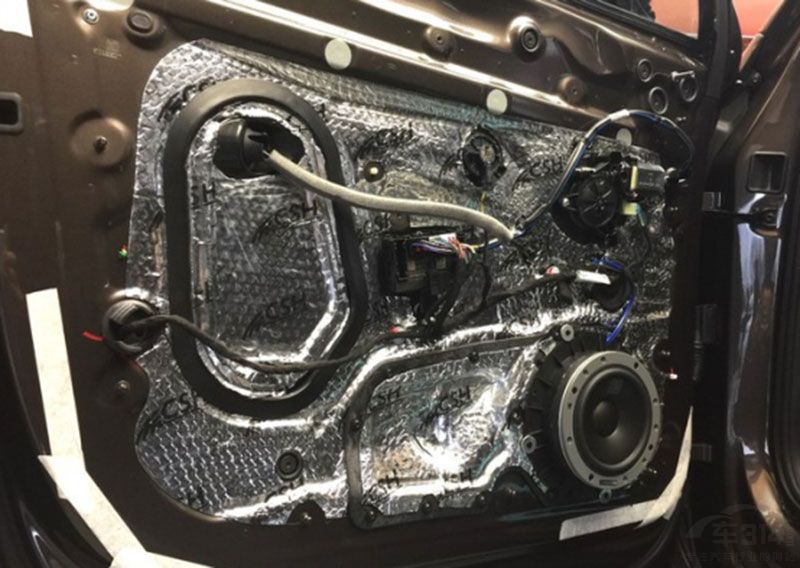 百万元奥迪q7,老款奥迪q7改装完整视频