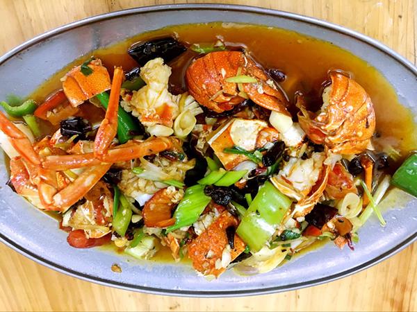 在三亚总有一片海属于一个人,在三亚椰梦长廊海边